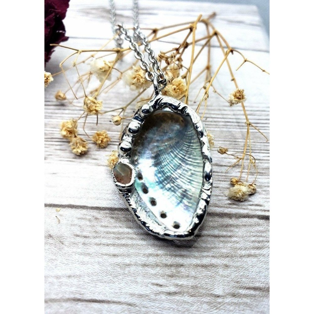 Abalone shell and opal Necklace